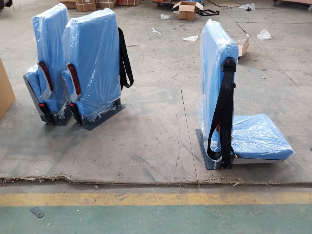 Assise d'autobus pliable facile à reculer, levier à longueur à mur, piédestaux en acier latéraux G